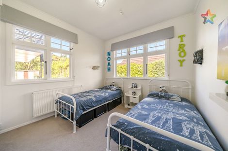 Photo of property in 44 Norton Park Avenue, Fairfield, Lower Hutt, 5011