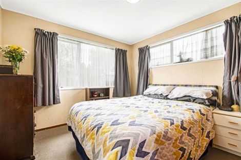 Photo of property in 6 Cherry Tree Place, Massey, Auckland, 0614