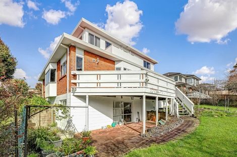 Photo of property in 10 Belvedere Court, West Harbour, Auckland, 0618