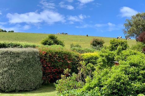 Photo of property in 30 Bayne Terrace, Macandrew Bay, Dunedin, 9014