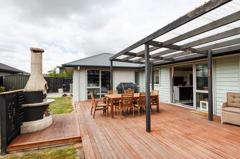 Photo of property in 5 Morocco Terrace, Kelvin Grove, Palmerston North, 4414