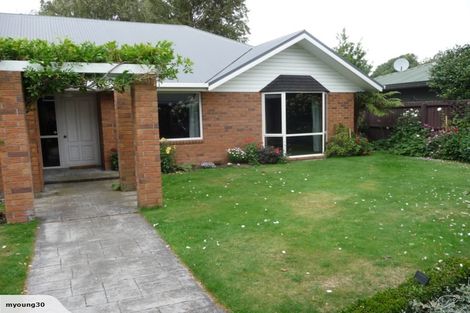 Photo of property in 7 Quirk Place, Sockburn, Christchurch, 8042