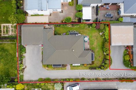 Photo of property in 2/30b Taylors Avenue, Bryndwr, Christchurch, 8052