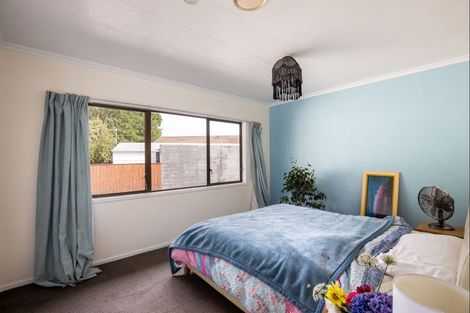 Photo of property in 17 Kipling Drive, Whalers Gate, New Plymouth, 4310
