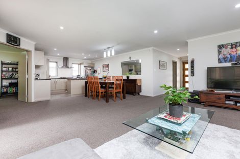 Photo of property in 16c Cyrus Street, Whalers Gate, New Plymouth, 4310