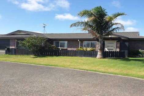 Photo of property in 3/15 O'sullivan Place, Waiuku, 2123
