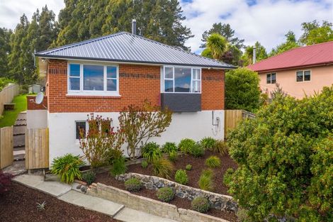 Photo of property in 13 Church Hill Road, Green Island, Dunedin, 9018