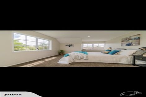 Photo of property in 67 Botany Road, Botany Downs, Auckland, 2010