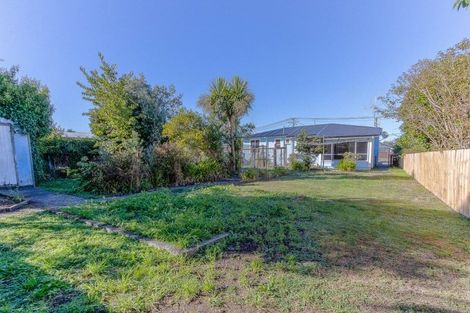 Photo of property in 5 Ngahina Street, Marton, 4710