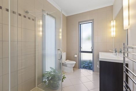 Photo of property in 48 Karamea Street, Whalers Gate, New Plymouth, 4310