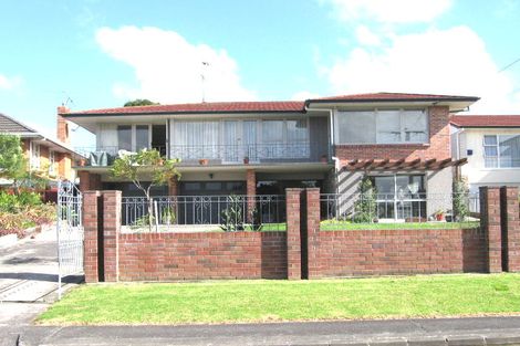 Photo of property in 76 Jaemont Avenue, Te Atatu South, Auckland, 0610