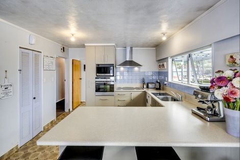 Photo of property in 13 Clement Place, Greenmeadows, Napier, 4112