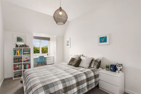 Photo of property in 72 Glandovey Road, Fendalton, Christchurch, 8052