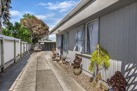 Photo of property in 2/282 Aberdeen Road, Gisborne, 4010