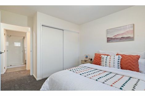 Photo of property in 2/69 Tyrone Street, Belfast, Christchurch, 8051