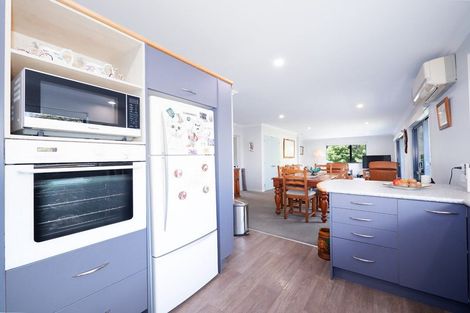 Photo of property in 2 Ross Street, Opua, 0200