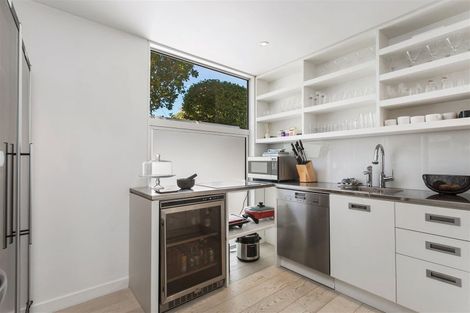 Photo of property in 39 Weka Street, Fendalton, Christchurch, 8041