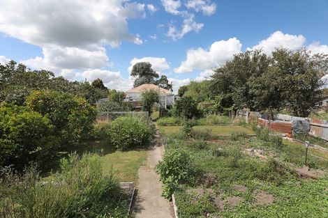 Photo of property in 16 French Street, Marton, 4710