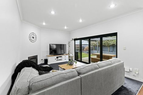 Photo of property in 2 Pharazyn Street, Feilding, 4702
