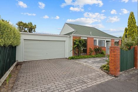 Photo of property in 1/47 Memorial Avenue, Ilam, Christchurch, 8053