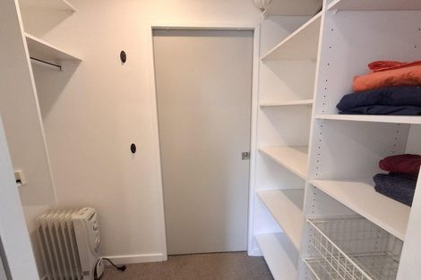 Photo of property in Terrace Heights Apartments, 4b/163 The Terrace, Wellington Central, Wellington, 6011