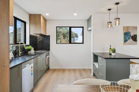 Photo of property in 12a Damian Way, Weymouth, 2103