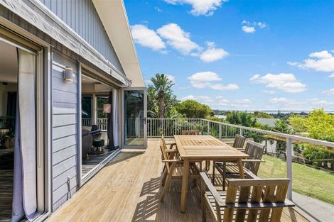 Photo of property in 6 Rakino Avenue, Manly, Whangaparaoa, 0930