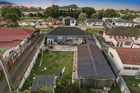 Photo of property in 8 Julian Place, Otara, Auckland, 2023