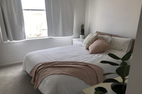 Photo of property in 5c New Windsor Road, Avondale, Auckland, 0600