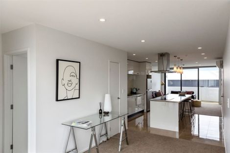 Photo of property in 2/86 Hurlstone Drive, Waiwhakaiho, New Plymouth, 4312