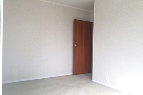 Photo of property in 12 Bridgens Avenue, Te Atatu Peninsula, Auckland, 0610