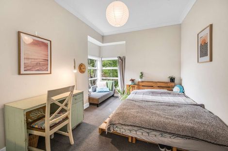 Photo of property in 30 Coote Road, Bluff Hill, Napier, 4110