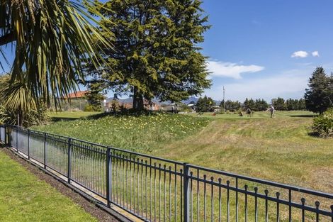 Photo of property in 18 Cordyline Place, Waimairi Beach, Christchurch, 8083