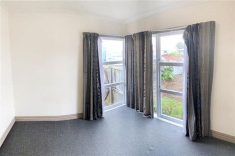 Photo of property in 70 Hokianga Street, Mangere East, Auckland, 2024