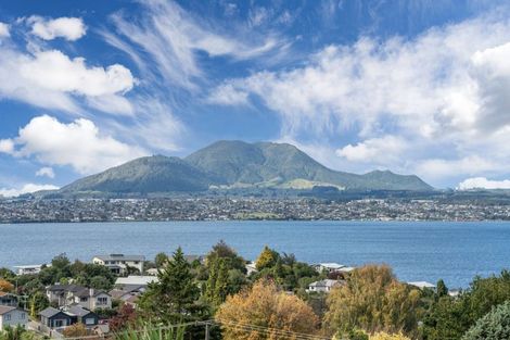 Photo of property in 38 Mapara Road, Acacia Bay, Taupo, 3385