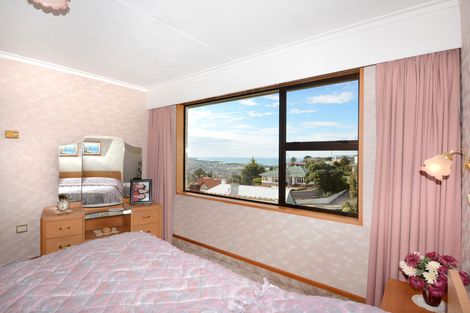 Photo of property in 32 Bangor Terrace, Kew, Dunedin, 9012