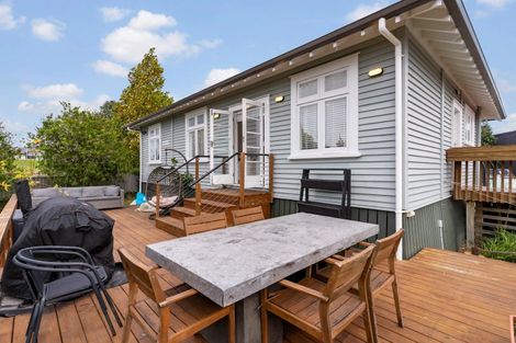 Photo of property in 1 Cochrane Road, Hobsonville, Auckland, 0616