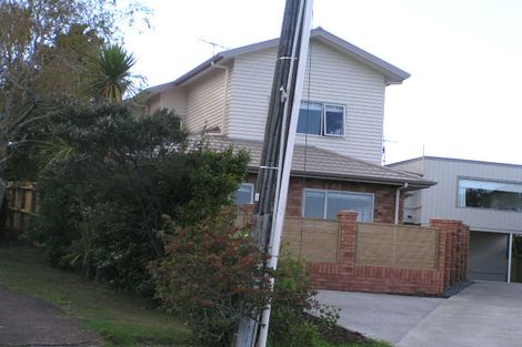 Photo of property in 16a Varlene Terrace, Forrest Hill, Auckland, 0620