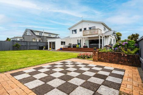 Photo of property in 191 Carrington Street, Lower Vogeltown, New Plymouth, 4310