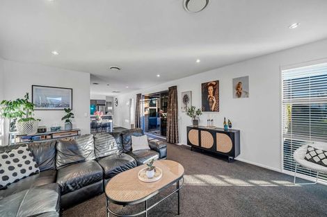 Photo of property in 28 Sovereign Boulevard, Kaiapoi, 7630