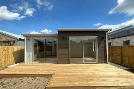 Photo of property in 34 John Gray Street, Papakura, 2110