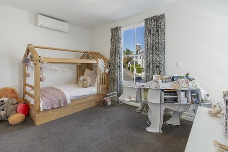 Photo of property in 41a Hackett Street, Saint Marys Bay, Auckland, 1011