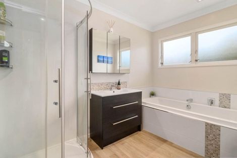 Photo of property in 1 Walnut Place, Owhata, Rotorua, 3010