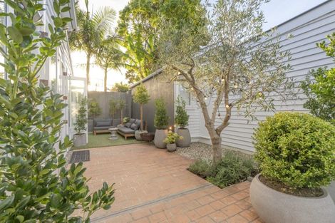 Photo of property in 5 Islington Street, Ponsonby, Auckland, 1011
