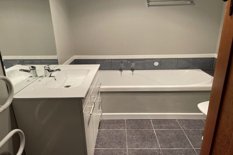 Photo of property in 334 Tay Street, Turnbull Thomson Park, Invercargill, 9810