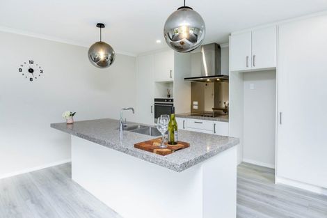 Photo of property in 12 Buddle Road, Wallaceville, Upper Hutt, 5018