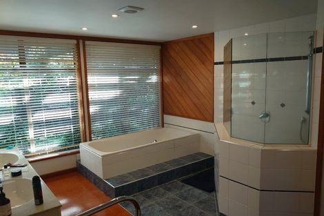 Photo of property in 1/1 Carlisle Road, Torbay, Auckland, 0630
