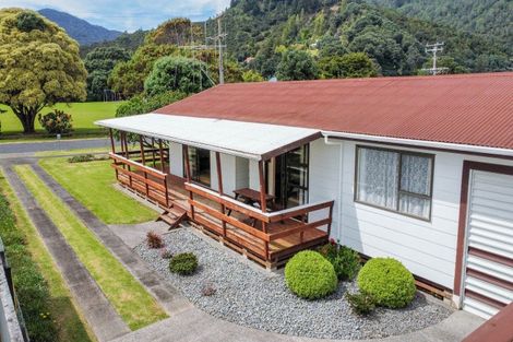 Photo of property in 35 West Crescent, Te Puru, Thames, 3575