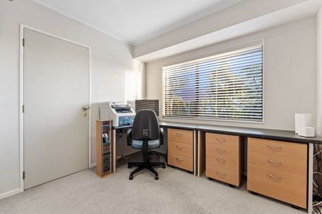 Photo of property in 1/14a Richards Avenue, Forrest Hill, Auckland, 0620