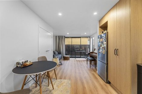 Photo of property in 2 Dallas Lane, Caversham, Dunedin, 9012